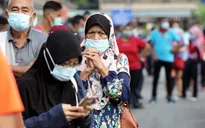 Malaysia bắt đầu hạn chế đi lại toàn quốc