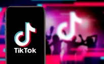 Chủ nhân thực sự của "giọng nói" TikTok khởi kiện