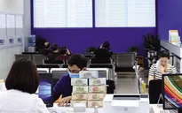 Kiểm soát chặt tín dụng đối với bất động sản, chứng khoán