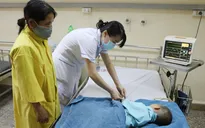 Trẻ 6 tuổi bị ngộ độc do uống phải thuốc chống loạn thần của mẹ