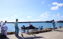 Mổ cấp cứu thuyền viên tại đảo Trường Sa