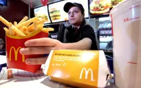 McDonald's, Amazon... buộc tăng lương để hút lao động