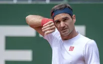 Roger Federer trở lại sau 2 tháng nghỉ thi đấu