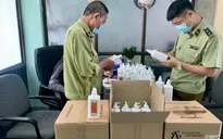 Lô nước sát khuẩn nghi giả mạo trong "chợ thuốc" Hapulico