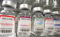 Nhật Bản phê duyệt vaccine COVID-19 của Moderna và AstraZeneca
