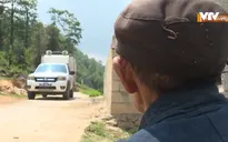 Phát thanh lưu động, tuyên truyền viên nhí đưa thông điệp về bầu cử đi khắp các bản làng