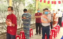 TP Hồ Chí Minh: Đông đảo cử tri đi bỏ phiếu sớm, cùng chính quyền chung tay chống dịch