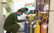 Đà Nẵng: Phát hiện kho bình khí cười trong khu dân cư