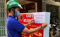 Nhiều hàng quán tại Hà Nội vẫn đông khách trước lệnh đóng cửa vào trưa 25/5