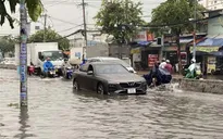Lưu ý di chuyển trong thời tiết mưa gió