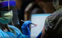 Cuộc chiến với suy nghĩ "chần chừ tiêm vaccine"