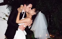 Ảnh cưới của Ariana Grande được hé lộ, đẹp như cổ tích