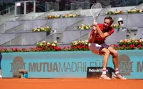 Giải quần vợt Madrid Masters 2021: Medvedev ngược dòng vất vả, Zverev hạ gục Nishikori