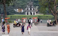 Hà Nội cho phép hàng cắt tóc, quán ăn trong nhà mở cửa trở lại từ 0h ngày 22/6