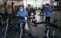 Từ 18h ngày 7/5, TP Hồ Chí Minh dừng hoạt động phòng gym, nhà hàng tiệc cưới, buffet...