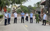 Lơ là phòng dịch COVID-19, Chủ tịch phường ở Vĩnh Phúc bị đình chỉ công tác