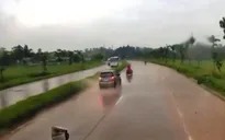 Suýt mất mạng vì đi ngược chiều