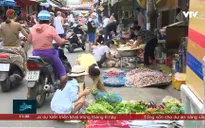 Không thực hiện nghiêm giãn cách tại chợ dân sinh - Nỗi lo tiềm ẩn dịch Covid-19