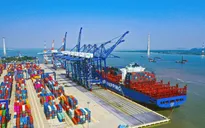Hoàn thiện hệ thống cảng biển làm lực đẩy cho phát triển