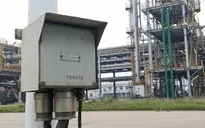 Máy móc, nguyên liệu Trung Quốc ồ ạt "chạy" về Việt Nam