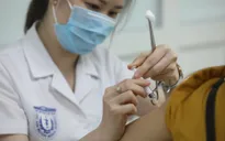 Người dân Hà Nội đăng ký tiêm chủng vaccine phòng COVID-19 thế nào?