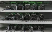 Công ty sản xuất lớn nhất thế giới tạm dừng bán máy đào Bitcoin
