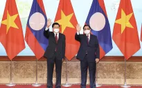 Tổng Bí thư, Chủ tịch nước Lào chúc mừng những thành tựu to lớn của Việt Nam