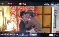 Hãy nói lời yêu: Hậu trường Duy hôn Tú, đúng là hôn thật và lâu hơn cả trên phim