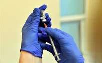 Malaysia tham gia thử nghiệm lâm sàng giai đoạn 3 vaccine của Trung Quốc