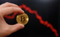 Bitcoin rớt giá mạnh