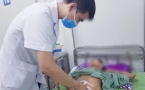 Phẫu thuật nội soi cấp cứu cụ bà 89 tuổi bị thoát vị bịt nguy hiểm