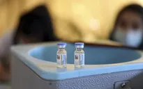 FDA: Vaccine COVID-19 của Johnson & Johnson có thể gây rối loạn thần kinh hiếm gặp