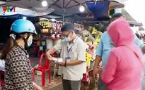 Người dân Nha Trang đi chợ bằng phiếu theo ngày