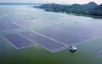 Trang trại điện mặt trời nổi khổng lồ tại Singapore
