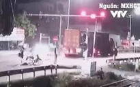 Gặp nạn do cứ tiện là… tạt ngang sang đường