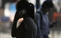 “Thượng đế” cũng bất lực khi các cuộc gọi mời vay tiền bủa vây
