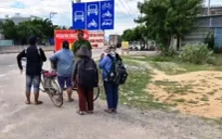 Hành trình yêu thương của 4 mẹ con đạp xe từ Đồng Nai về Nghệ An