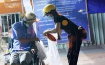 Trao tặng 1.000 phần quà mỗi tối cho người vô gia cư