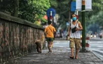 Hà Nội: Vẫn còn người dân ra đường tập thể dục bất chấp Chỉ thị giãn cách xã hội