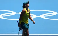 Olympic Tokyo 2020 | Tay vợt nữ số 1 thế giới bị loại ngay vòng 1