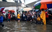 Gió mùa, bão nhiệt đới "nhấn chìm" thủ đô của Philippines