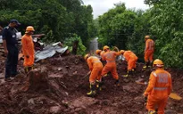 9 người thiệt mạng do lở đất tại Ấn Độ, mưa lớn gây ngập lụt tại thủ đô London