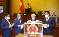 Quốc hội thống nhất cao về công tác nhân sự, trao "thượng phương bảo kiếm" chống COVID-19
