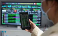 “Bank, chứng, thép” hút dòng tiền, VN-Index tăng chạm mốc 1.290 điểm