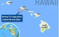Máy bay Boeing 737 chở hàng lao xuống biển