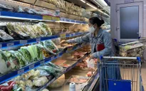 “Dở khóc dở cười” câu chuyện hàng thiết yếu