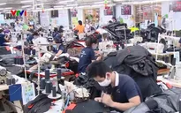 Các doanh nghiệp ở Đông Nam Bộ bố trí cho công nhân ở lại nhà máy