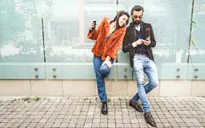 "Bí kíp" cho những buổi hẹn hò video thời COVID-19