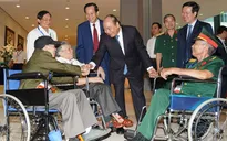 Chủ tịch nước Nguyễn Xuân Phúc ký quyết định tặng quà người có công với đất nước