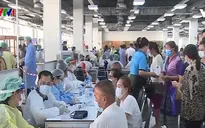 Nhiều người dân Lào đăng ký tiêm bất cứ loại vaccine nào